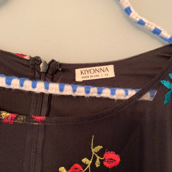 Kiyonna Wildflower Embroidered Dress -- size 1X--your Fancy DRESS - Picture 5 of 8